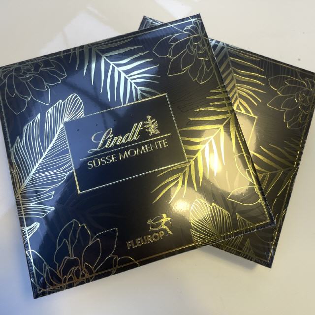 Lindt Praline "SÜSSE MOMENTE" 97g - Stück 7,95 EUR